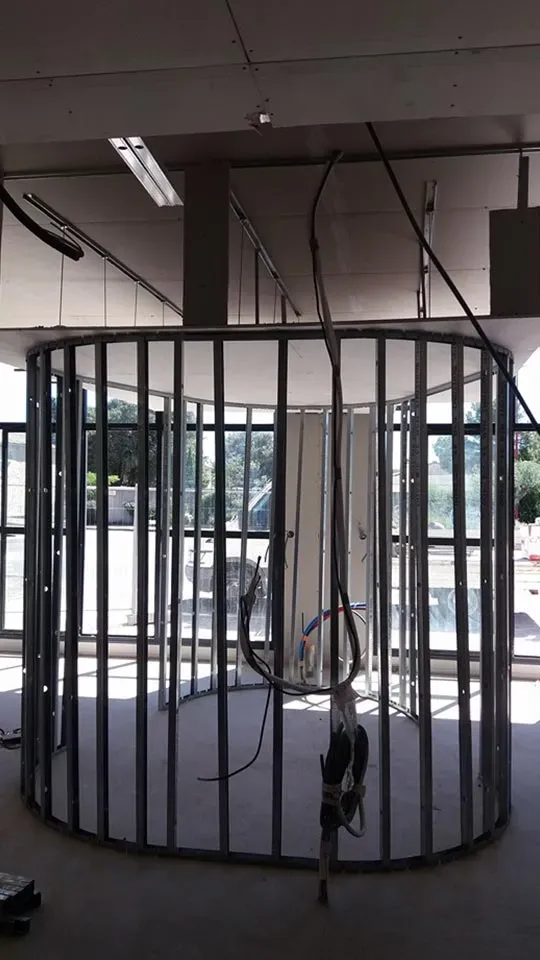 Mur rideau cylindrique